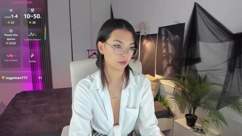 Snapshot of alisasian chatting on September 28, 6:30 am Alice online show from September 28, 6:30 am