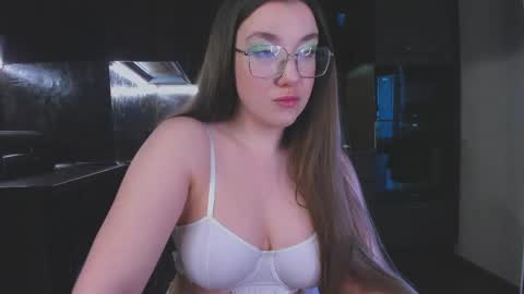 Alisa online show from April 11, 9:35 am