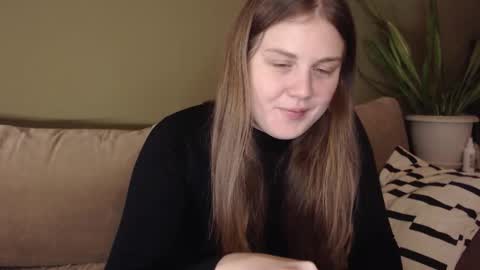 alisaxxxshy online show from December 21, 9:44 pm