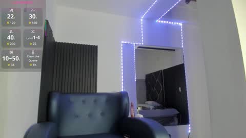 Snapshot of alise_mason chatting on November 27, 8:22 pm alise_mason online show from November 27, 8:22 pm