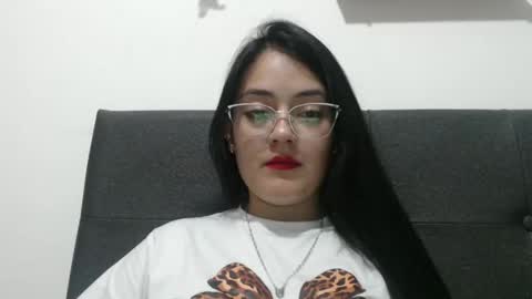 alisha_9997 online show from October 27, 1:09 am