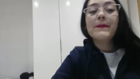 alisha_9997 online show from November 17, 5:52 pm