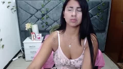 alisha_gamskar13 online show from May 5, 12:57 pm