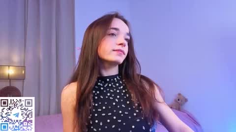 Snapshot of alisha_melison chatting on February 27, 2:06 pm Alisha online show from February 27, 2:06 pm