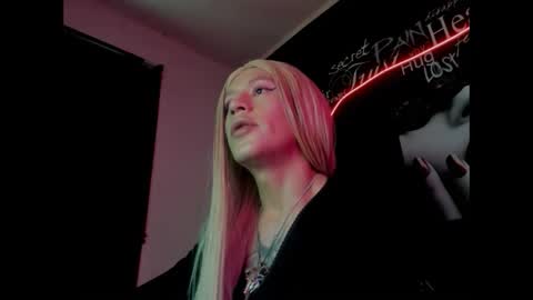 Snapshot of alishaa_nixx chatting on September 21, 3:57 pm alishaa_nixx online show from September 21, 3:57 pm