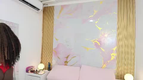 Snapshot of alishadixon chatting on October 28, 11:47 am Alisha online show from October 28, 11:47 am