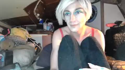 Snapshot of alishaluv chatting on January 13, 11:08 am Alisha online show from January 13, 11:08 am
