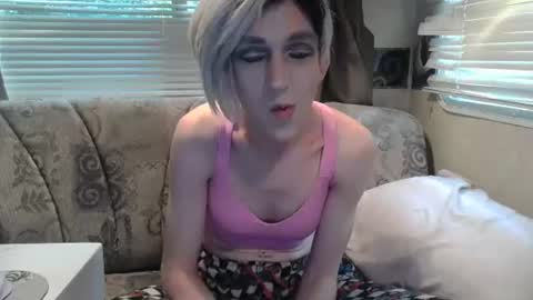 Snapshot of alishaluv chatting on July 19, 11:47 am Alisha online show from July 19, 11:47 am