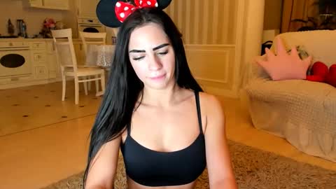 Snapshot of alishaswiss chatting on December 16, 9:42 pm AlishaSwiss online show from December 16, 9:42 pm