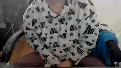 Snapshot of alisia18 chatting on January 10, 11:34 am Alisa online show from January 10, 11:34 am