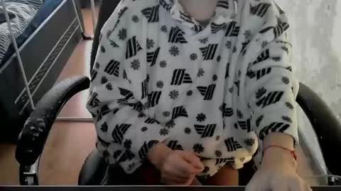 Snapshot of alisia18 chatting on January 11, 1:27 pm Alisa online show from January 11, 1:27 pm