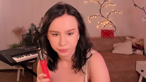 Alisia online show from January 6, 5:41 am