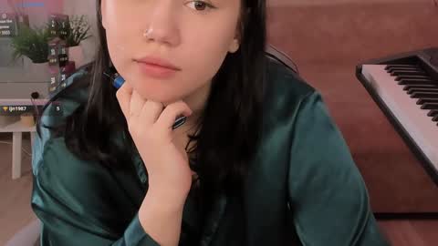 Alisia online show from January 27, 8:51 am