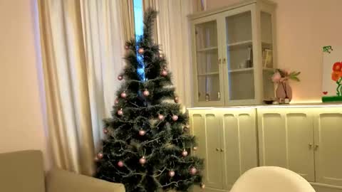 Alisia online show from January 8, 7:32 am