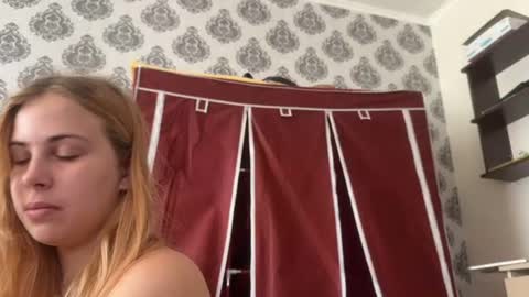 Alisa online show from July 25, 7:50 am