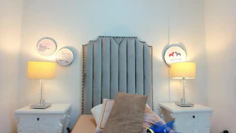 Alison online show from January 15, 7:17 pm