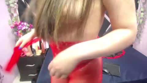 Alison Meiker online show from December 16, 6:16 pm