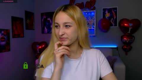 alison_purr online show from February 25, 10:36 am