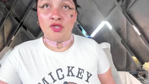 Alison online show from November 12, 5:57 pm