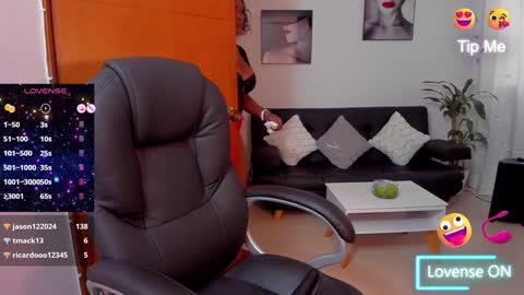 Alisson online show from December 19, 5:18 pm