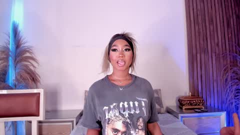 Alison Moon  online show from January 14, 10:27 am