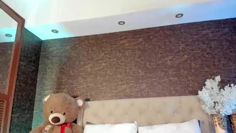 Alison Moon  online show from October 21, 11:16 pm