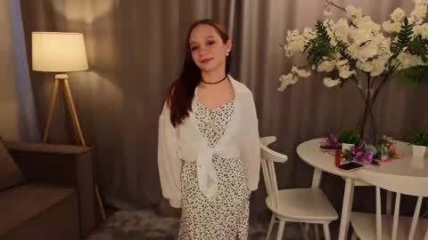 Kira online show from May 15, 2:02 pm