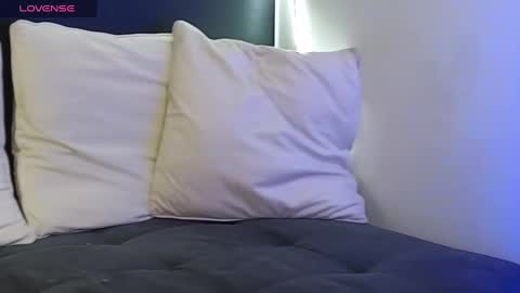 Snapshot of alissa4_ chatting on January 6, 6:14 am ALISSA online show from January 6, 6:14 am