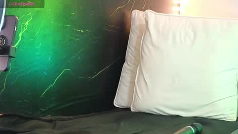 Snapshot of alissa4_ chatting on February 17, 12:48 pm ALISSA online show from February 17, 12:48 pm