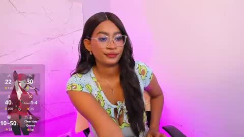 Snapshot of alissa_smith_ chatting on June 14, 9:06 pm alissa_smith_ online show from June 14, 9:06 pm