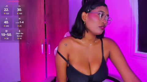 Snapshot of alissa_smith_ chatting on July 18, 4:27 am alissa_smith_ online show from July 18, 4:27 am
