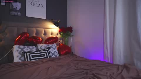 Alissa online show from February 12, 1:06 pm