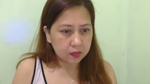 alissalove18 online show from December 13, 8:09 am