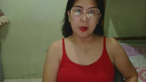 alissalove18 online show from May 3, 12:16 am