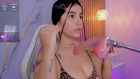 Snapshot of alissaowens_ chatting on June 29, 10:48 am Alissa owens online show from June 29, 10:48 am