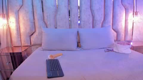 alisse_myers online show from May 14, 3:13 am