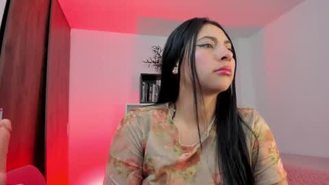 Snapshot of alissia_viera chatting on October 21, 9:04 pm iraide online show from October 21, 9:04 pm