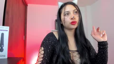 Snapshot of alissia_viera chatting on October 31, 6:09 pm iraide online show from October 31, 6:09 pm