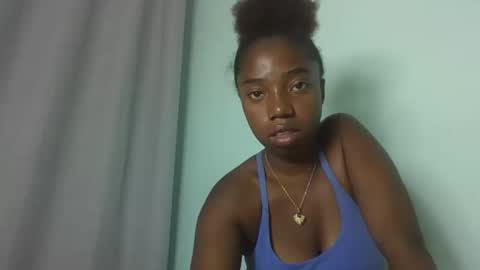 Snapshot of alisson416475 chatting on March 4, 6:58 pm Angela online show from March 4, 6:58 pm