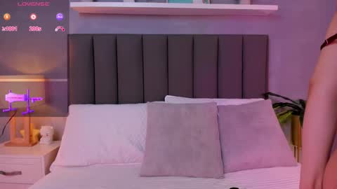 alisson_81 online show from December 4, 3:05 am