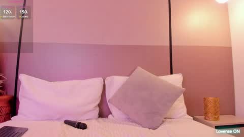 alisson_81 online show from March 21, 8:19 am