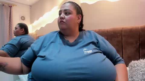 Snapshot of alisson_am chatting on July 4, 5:41 pm Alisson online show from July 4, 5:41 pm