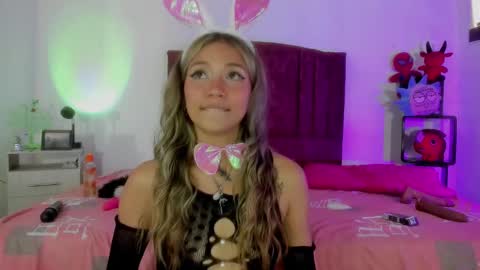 Alisson IG alisson zafiro27 online show from December 9, 5:52 pm