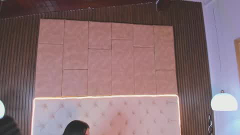 alison online show from November 14, 12:59 pm