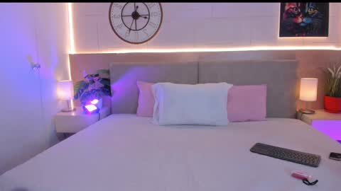 alison online show from November 19, 1:55 pm