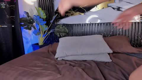   online show from March 20, 11:09 pm