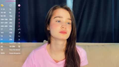 Alivia online show from February 18, 8:43 am