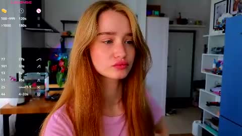 Snapshot of aliviawithlove chatting on July 9, 9:24 am Alivia online show from July 9, 9:24 am