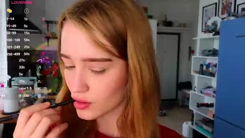 Snapshot of aliviawithlove chatting on July 13, 9:01 am Alivia online show from July 13, 9:01 am