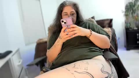 alix_valentine online show from September 21, 5:31 am